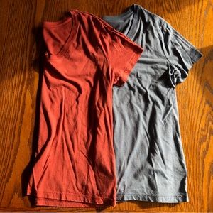 Women’s Blue and Red A New Day Short Sleeve T-shirts Size XL